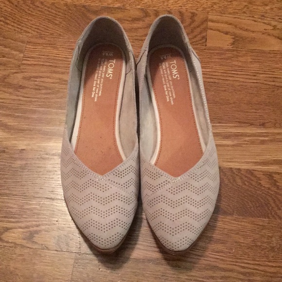 bcbg flats